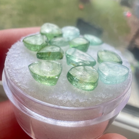 8 carats or genuine watermelon tourmaline polished slices! With gem jar . NICE!! - Picture 3 of 15